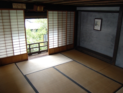 村山行馬郎邸の二階部分にあたる部屋。通称「松陰隠れの間」
